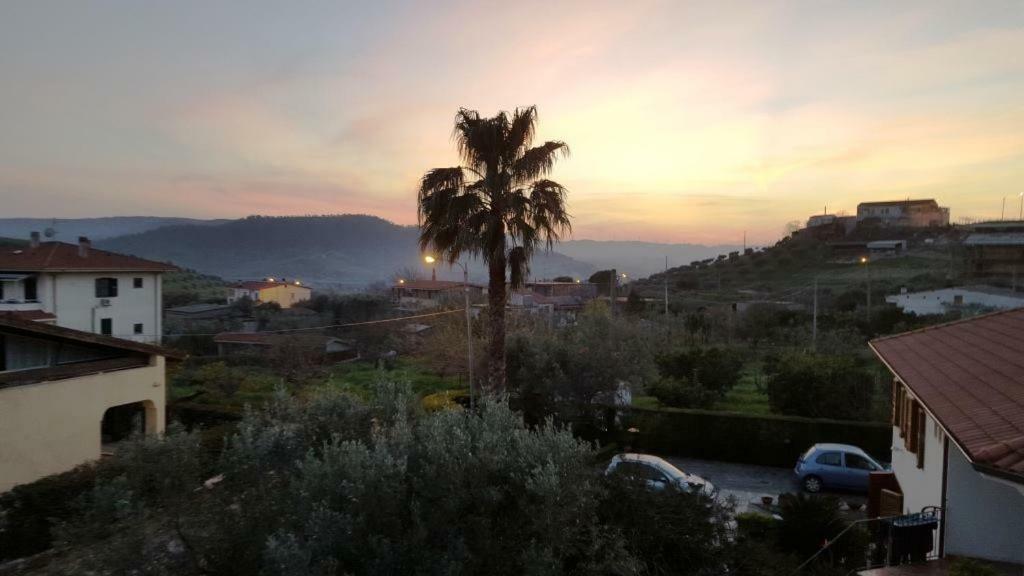 La Dimora Degli Artisti Bed & Breakfast Catanzaro Exterior photo